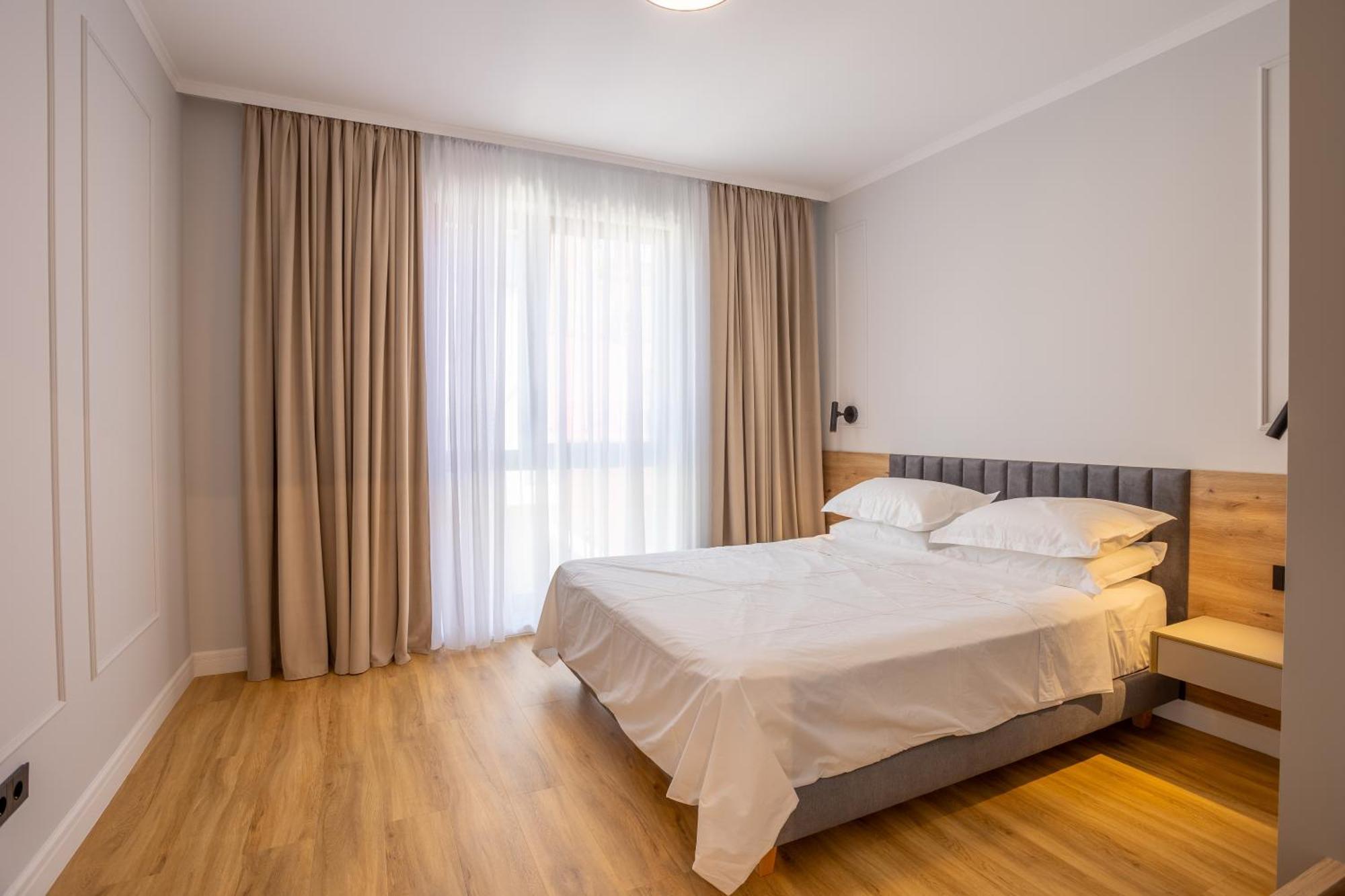 Bloom Downtown Suites Cluj-Napoca Exterior photo