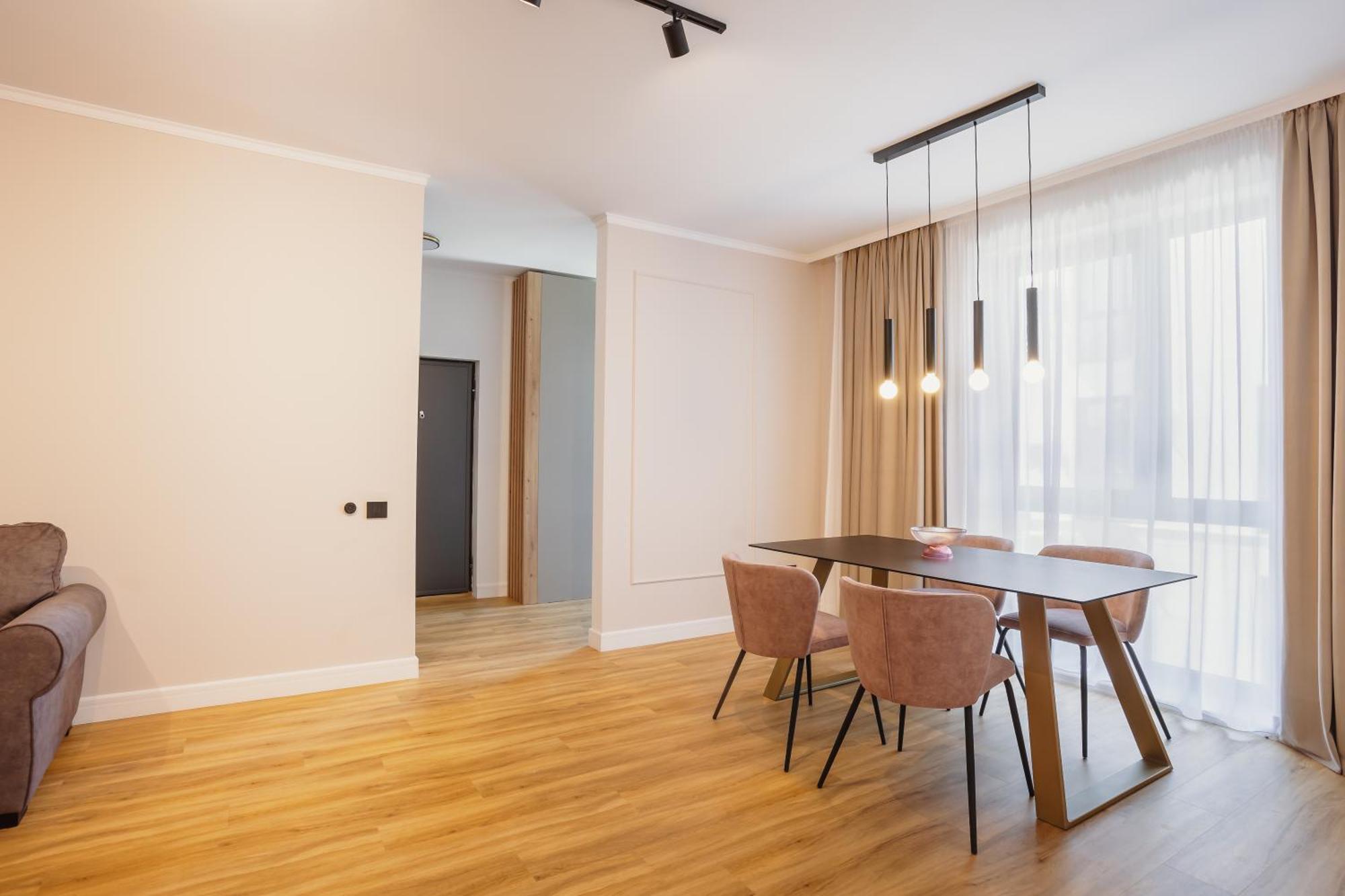 Bloom Downtown Suites Cluj-Napoca Exterior photo